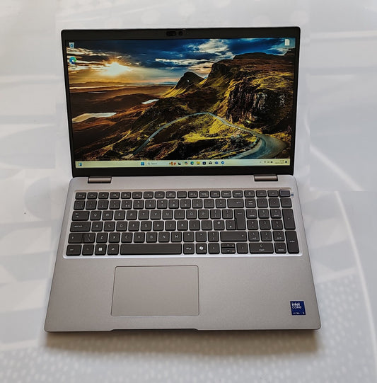 Latitude 3550 : Intel Core Ultra 7